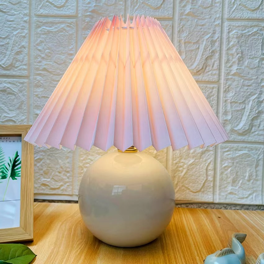 Customized Modern Fabric Shade Table Lamp for Home & Hotel Bedrooms - LED Reading & Decorative Lighting